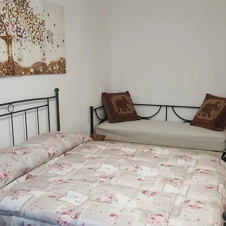 Casa Della Nonna: Cozy With Free Parking And Self Check-in Aosta